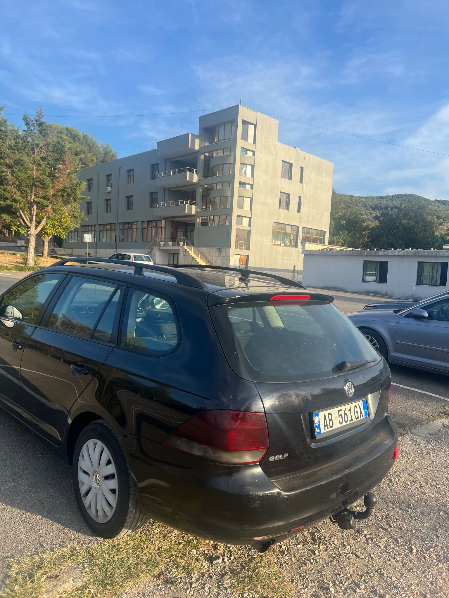 VOLKSWAGEN Golf 2010 thumbnail 4
