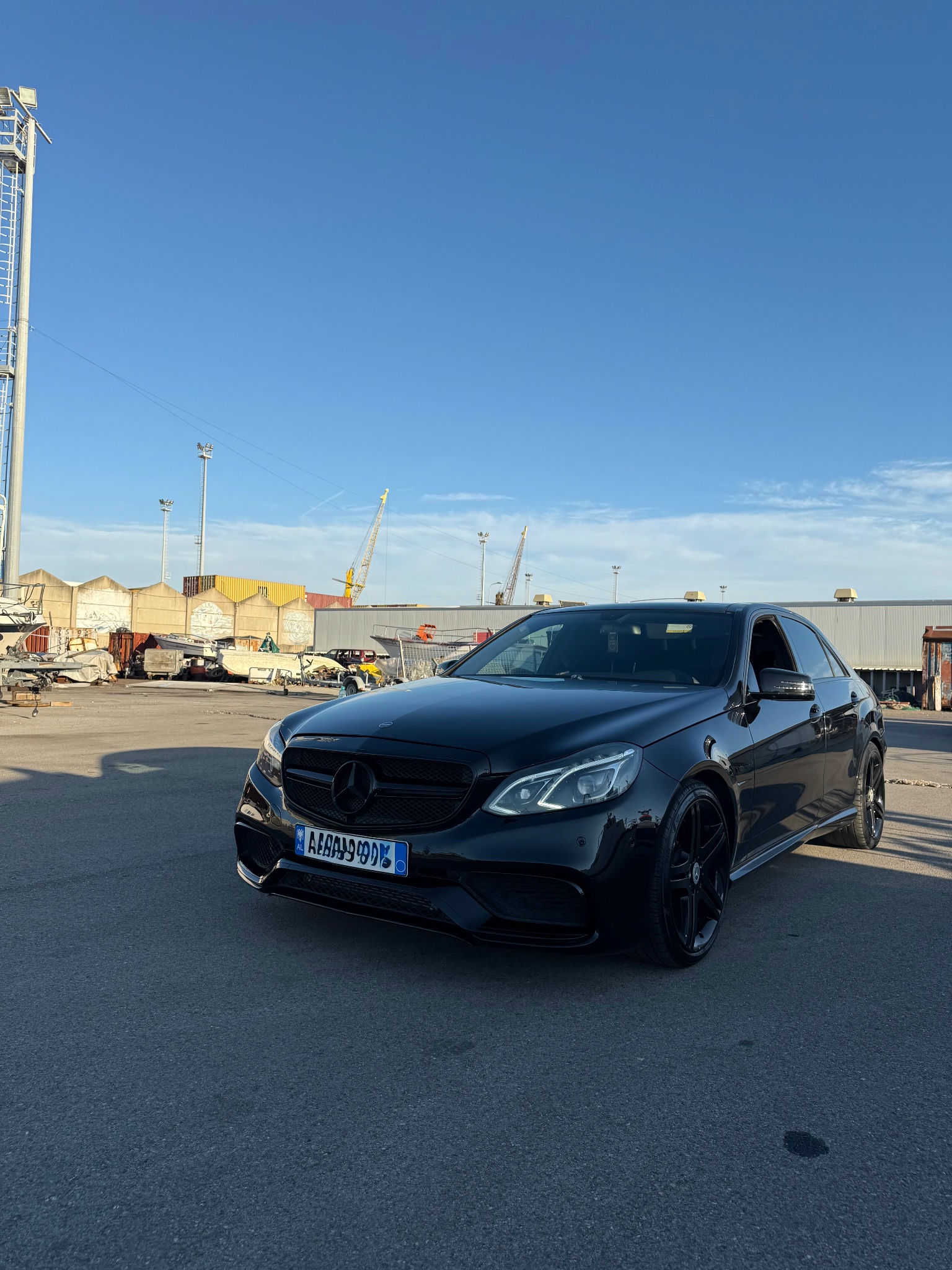 MERCEDES BENZ E 63 AMG 2011 thumbnail 2